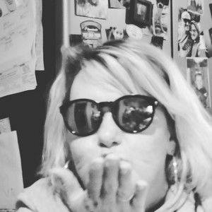 Meet your Posher, Val